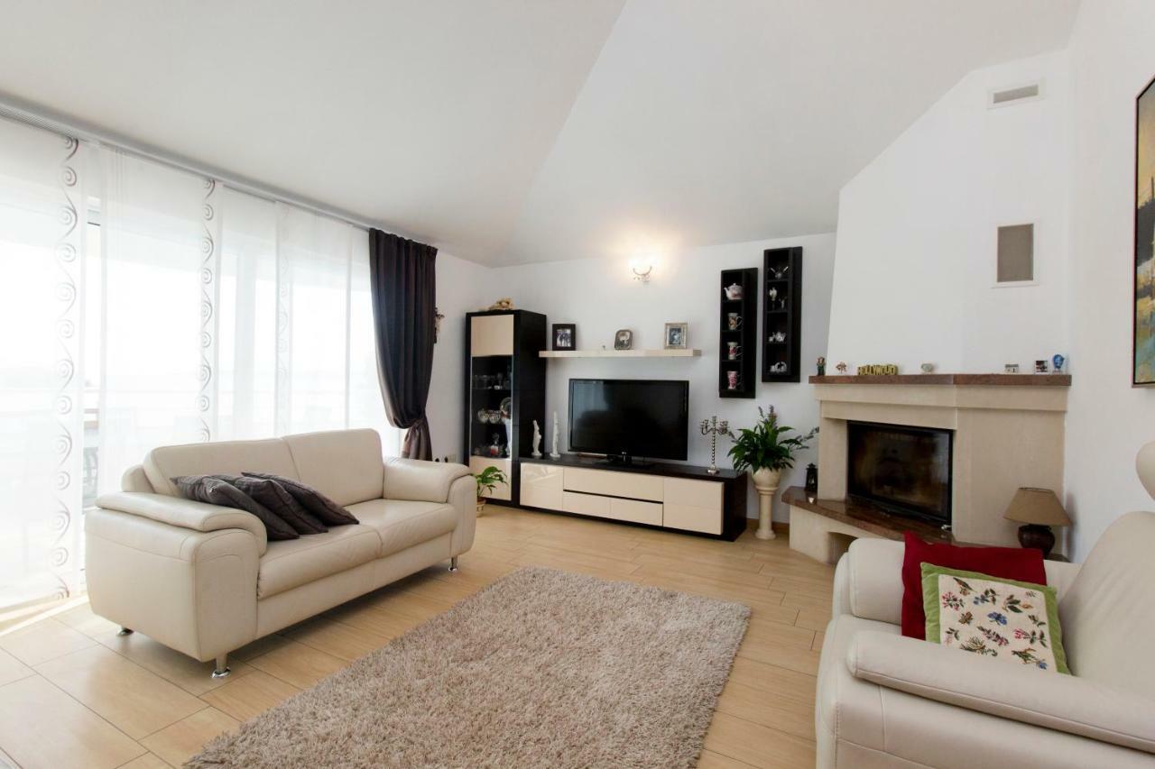 Villa Bozena Brodarica  Ngoại thất bức ảnh